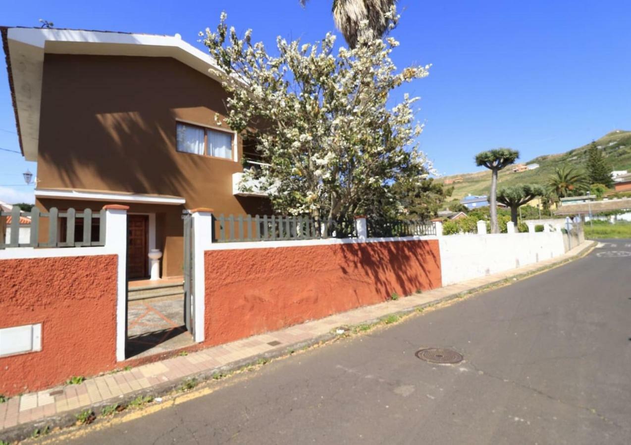 Villa Maruja La Laguna  Luaran gambar